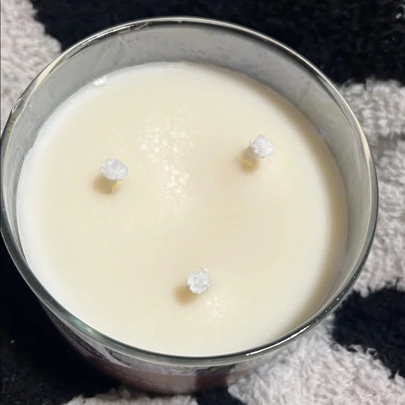 NWT Bath and Body Works Banana Cream Latte
3-Wick Candle- 14.5 oz - Picture 3 of 7